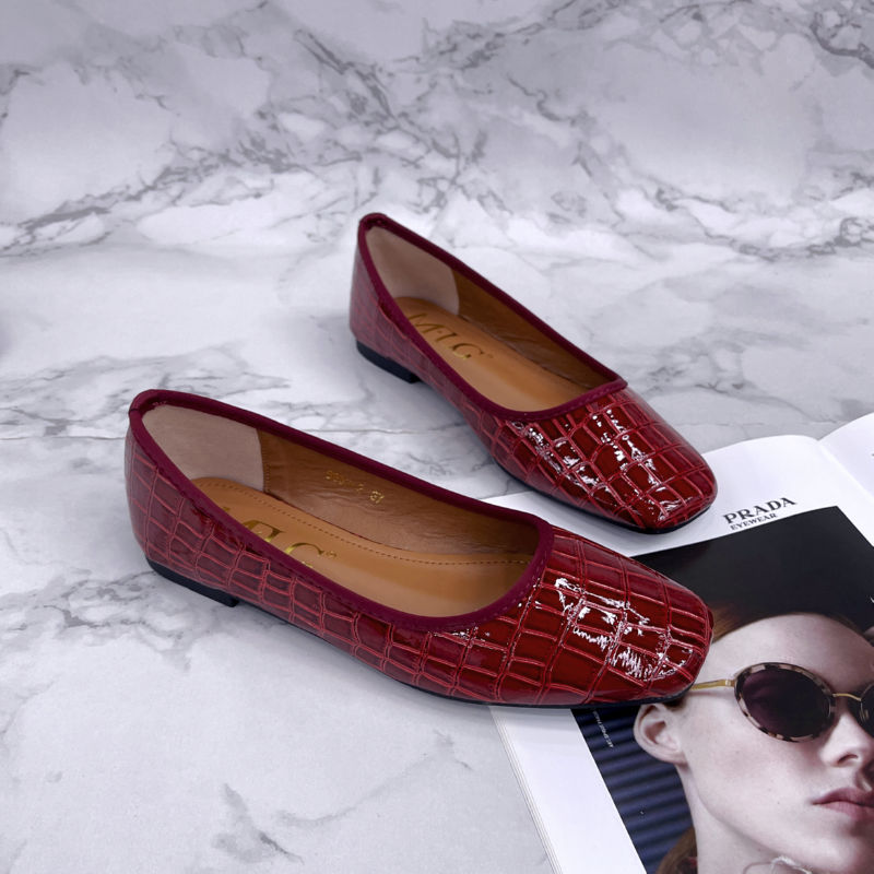 9953-2 Ballet flats