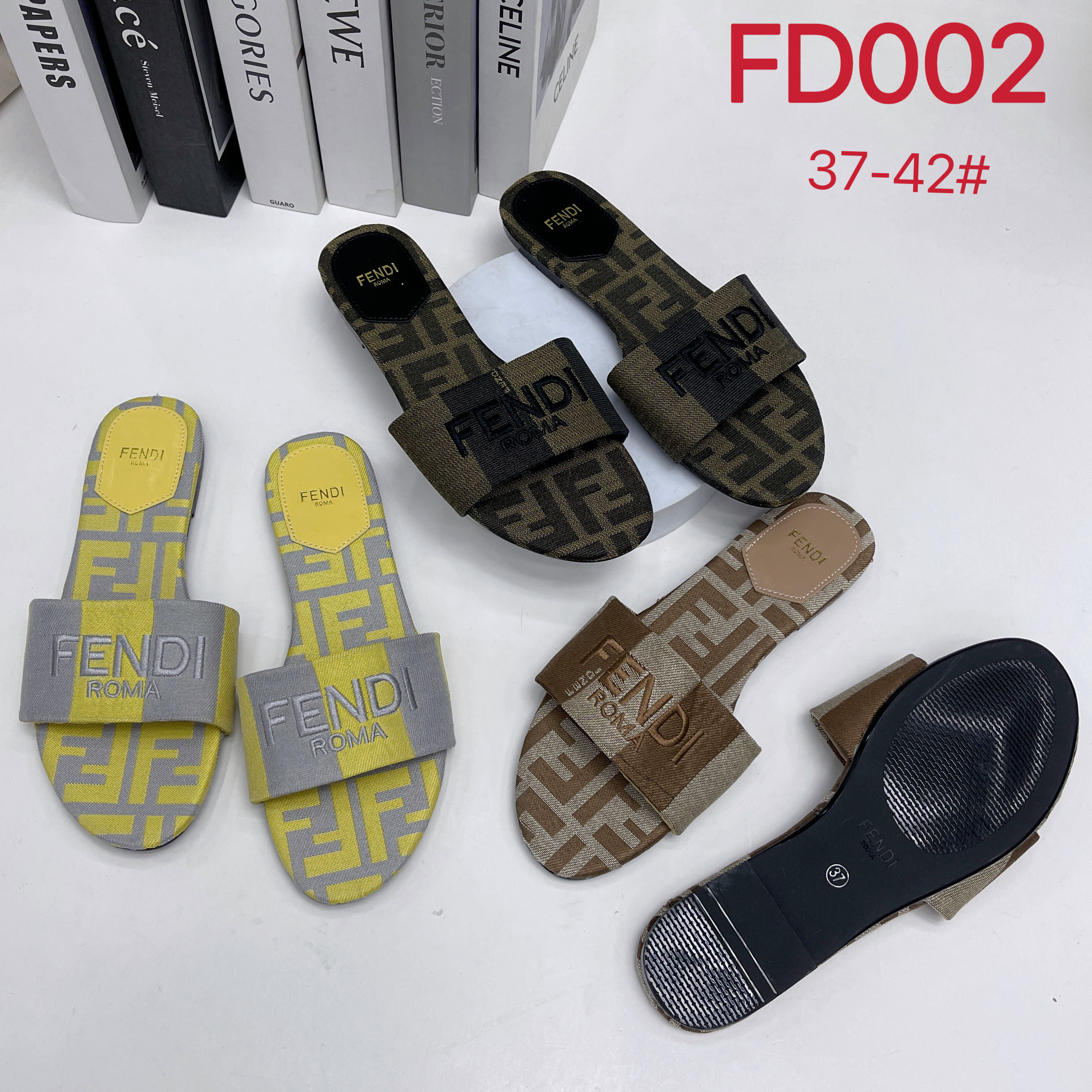 FENDI FD002 SLIPPERS